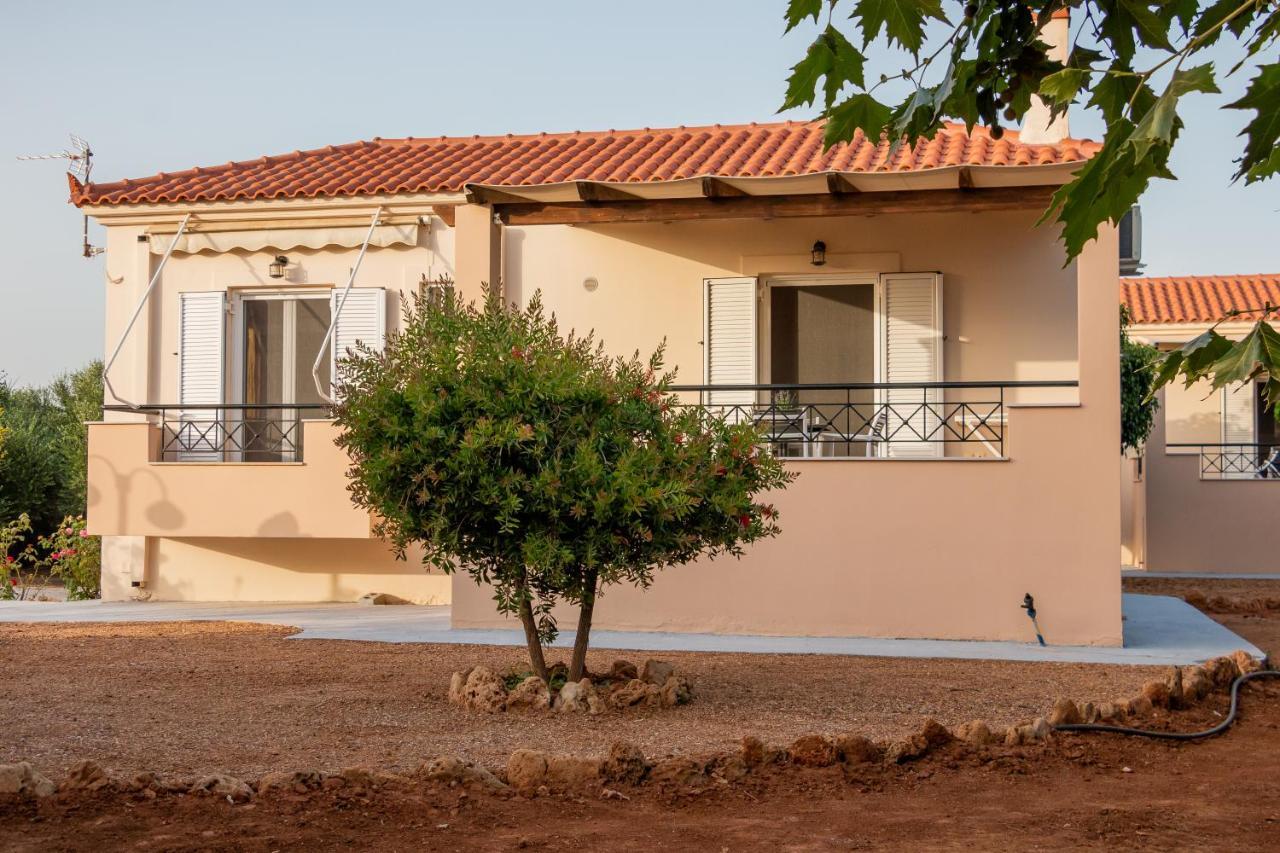 Lagouvardos Apartments Marathopoli Bagian luar foto